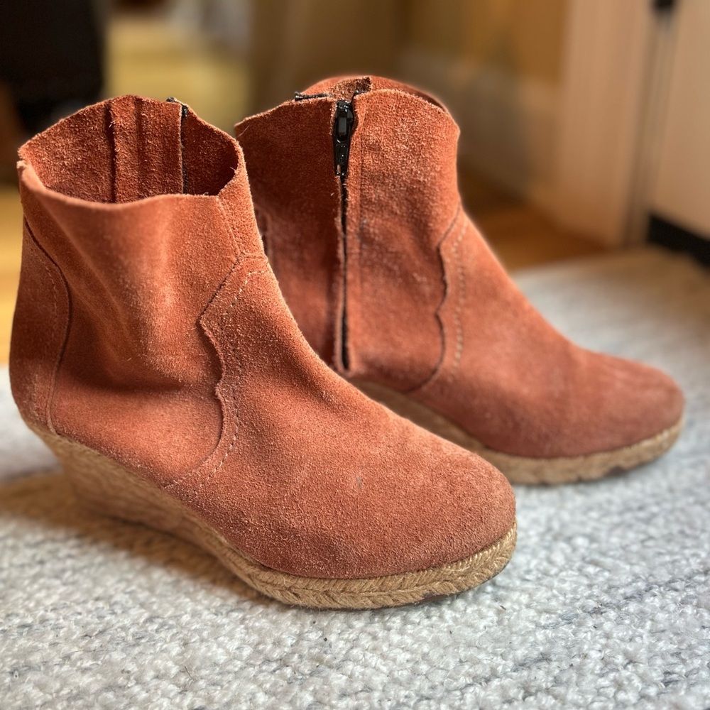 Anthropologie Holding Horses Mamba Women’s Suede Ankle Wedge Boots - Picture 3 of 14